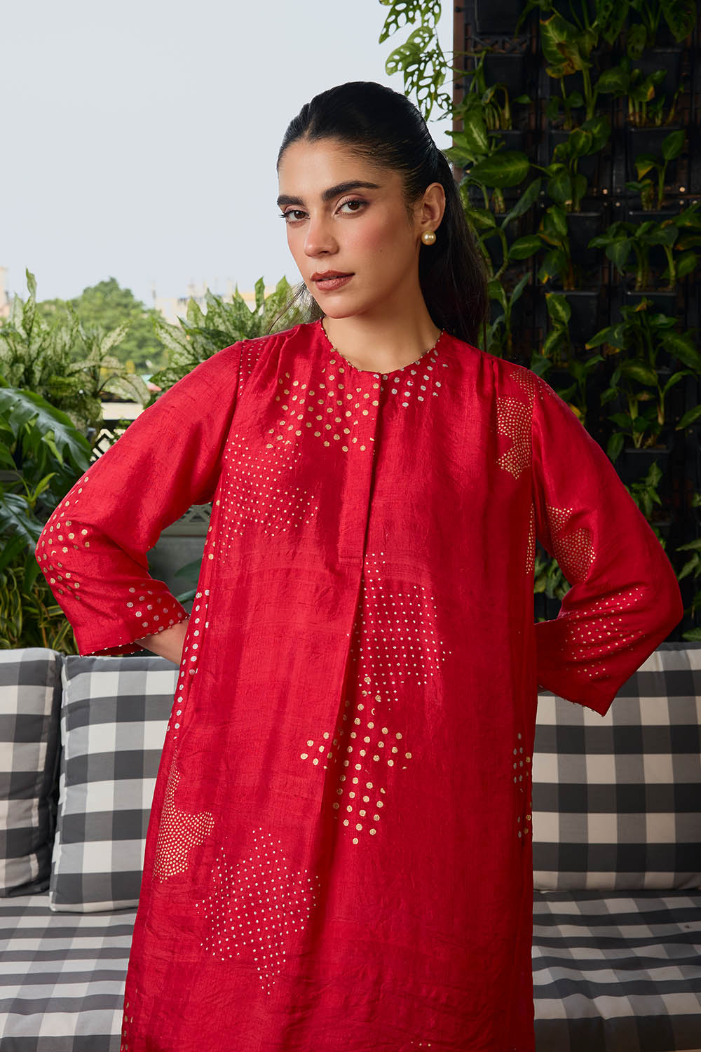 Surkh Set